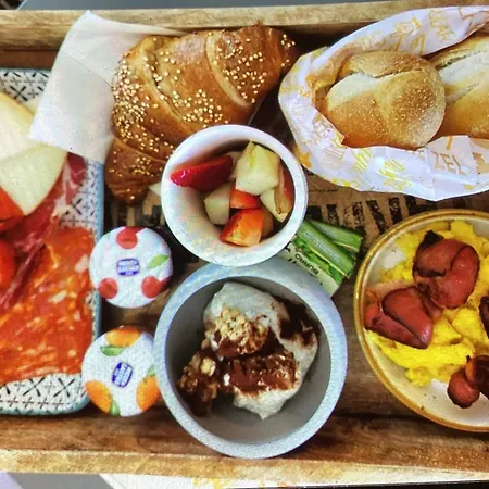 Caterina's & Bed & Breakfast 4*