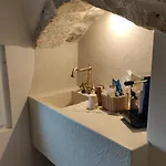 Caterina's & Oda ve Kahvaltı 4*